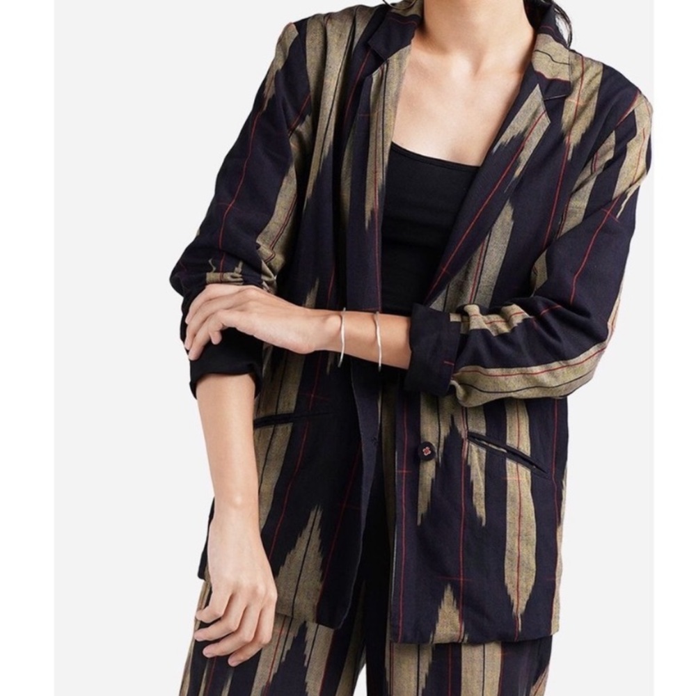 NWOT Matter Prints Indus Arrow Black Blazer